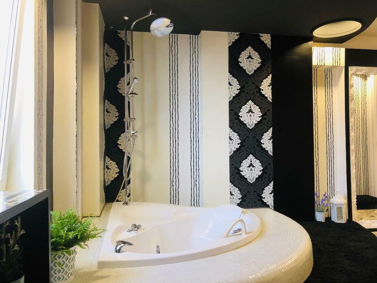 Apartament Golden Pearl - Jacuzzi Top Center Luxury Sofia