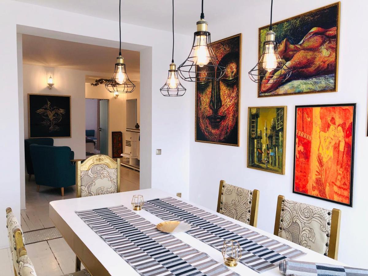 Golden Pearl - Jacuzzi Top Center Luxury Apartament *